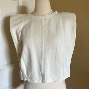 Super cute sleeveless top w high shoulders